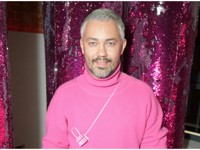 В гостях: как выглядит квартира (и кот!) Александра Рогова (фото) - «Я как Звезда»