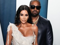 Муж Ким Кардашьян выпустил новые кроссовки, а их сравнили с хинкали - «Я как Звезда»