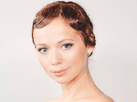 Фото Елены Захаровой в ретростиле обрадовало ее поклонников - «Я как Звезда»