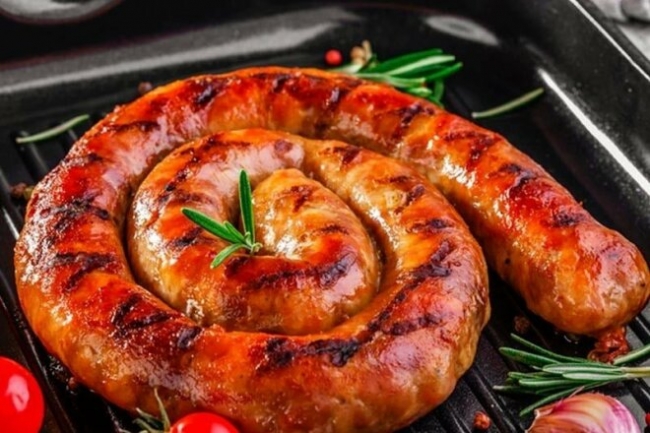 Домашняя колбаса с итальянскими травами - «Блюда из мяса»