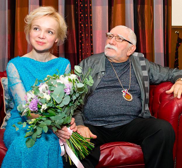 Вся правда об Армене! Виталина Цымбалюк-Романовская напишет роман о браке с Джигарханяном - «Домашние Питомцы»