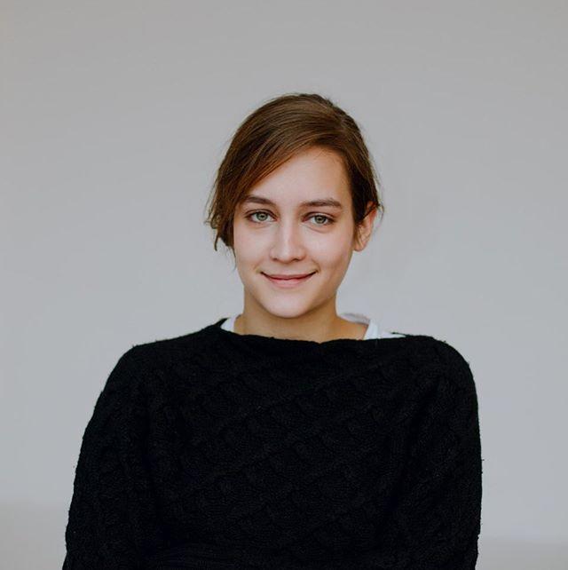 Какой Олег Иванович счастливый! Внучка Янковского опубликовала трогательное фото из старого семейного альбома - «Я и Отдых»