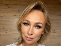 Как добиться идеальной формы бровей: видео от визажиста Кети Топурии - «Я и Красота»