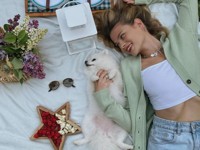 Жена Преснякова похвасталась фигурой в мини-шортах - «Я как Звезда»