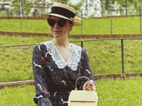 Очки-сердечки и соломенная шляпа: новый образ жены Петросяна - «Я как Звезда»