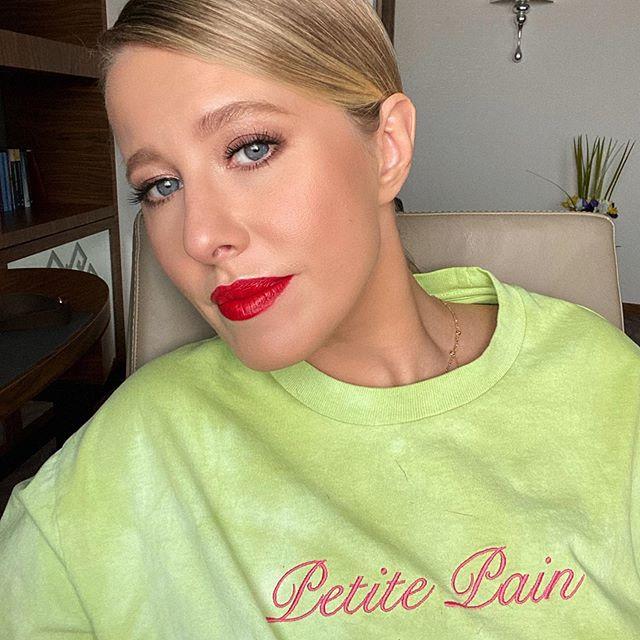 Какая нежная Собчак! Константин Богомолов показал обнаженную супругу - «Я и Отдых»