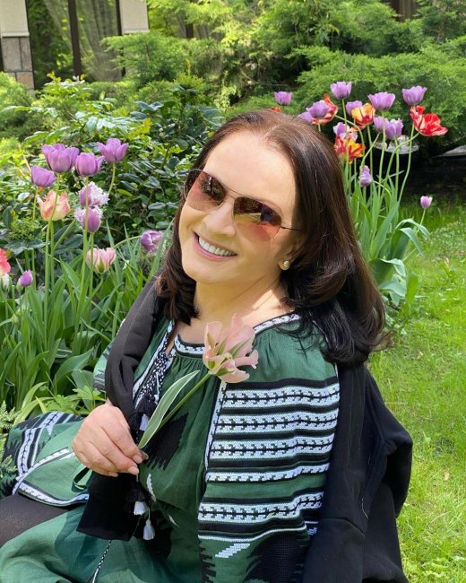 Какая же красивая! Цветущая София Ротару порадовала фанатов новыми фото - «Я и Отдых»