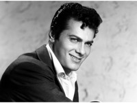 Роман с Мэрилин Монро, съемки голышом в 80 лет: как жил Тони Кертис - «Я как Звезда»