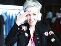 Дарья Мороз позирует в прозрачной блузке - «Я как Звезда»