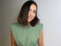 Алсу примерила мини-шорты и майку с подплечниками - «Я как Звезда»