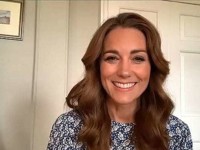 Кейт Миддлтон в дешевом платье устроила онлайн-встречу - «Я как Звезда»