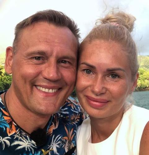 Свадьбу сыграли, теперь можно пожениться! Степан Меньщиков и его новая избранница подали заявление в ЗАГС - «Домашние Питомцы»