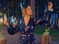 Жена Игоря Николаева похвасталась стройными ногами в мини - «Я как Звезда»