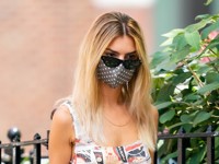 Эмили Ратаковски прогулялась по Нью-Йорку в крошечном платье - «Я как Звезда»