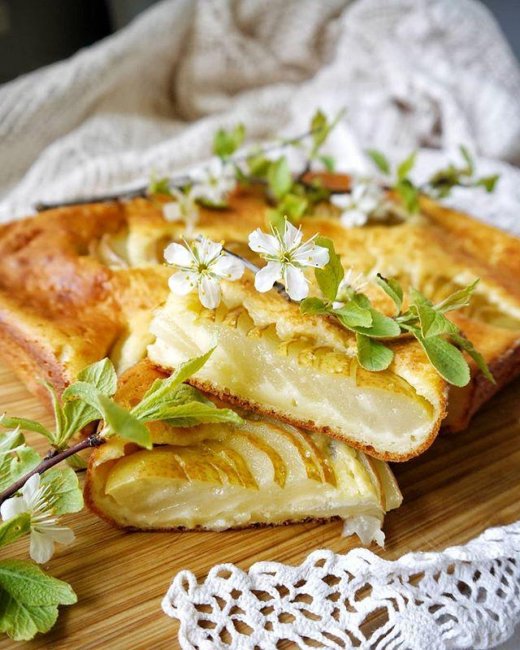 Летняя выпечка: нежный пирог с грушами и рикоттой - «Я и Кухня»