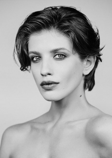 Аня Чиповская открыла первый виртуальный рынок российского контента - «Я и Отдых»