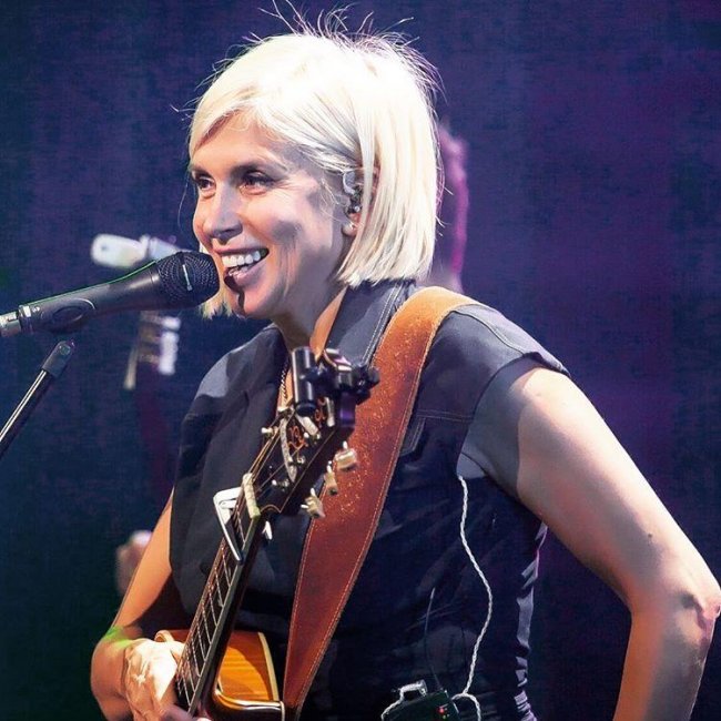 До чего доводит самоизоляция! Алена Свиридова соскучилась по платьям и каблукам - «Я и Отдых»