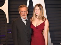 23-летняя дочь Стивена Спилберга обручилась с бойфрендом - «Я как Звезда»