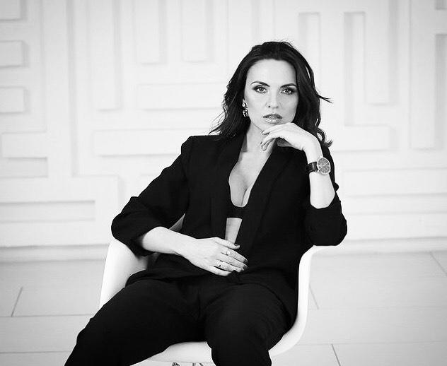 Такая пластичная! Надя Ручка удивила невероятной растяжкой - «Домашние Питомцы»