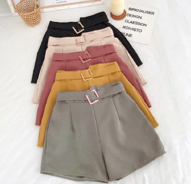 Голый живот и бесконечные ноги: как звезды носят мини-шорты - «Я и Мода»