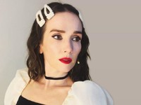 Наталия Орейро в чокере и с причудливыми заколками умилила сеть - «Я как Звезда»