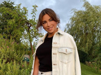 Ани Лорак примерила джинсовый костюм и собрала множество комплиментов - «Я как Звезда»