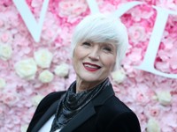 Как выглядеть роскошно в 72 года: советы от Мэй Маск (и фото) - «Я как Звезда»