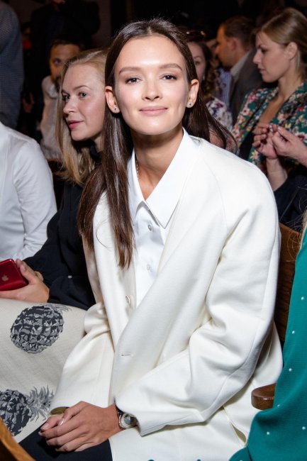 Паулина Андреева перевоплотилась в возлюбленную Виктора Цоя - «Домашние Питомцы»