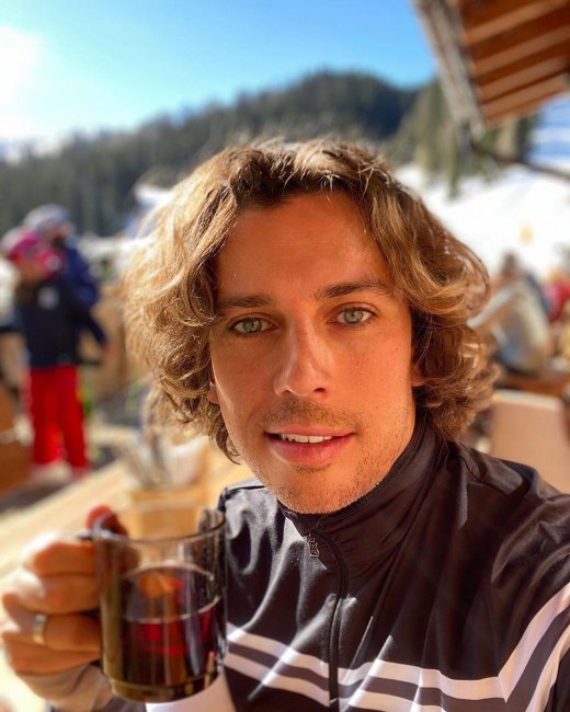 Максим Галкин показал афиши своих первых выступлений - «Домашние Питомцы»