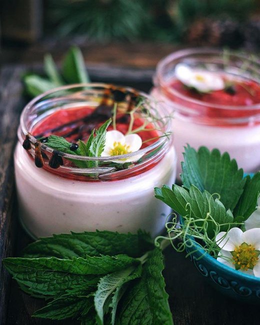 Удовольствие для гурманов: клубничный чизкейк в банке - «Я и Отдых»