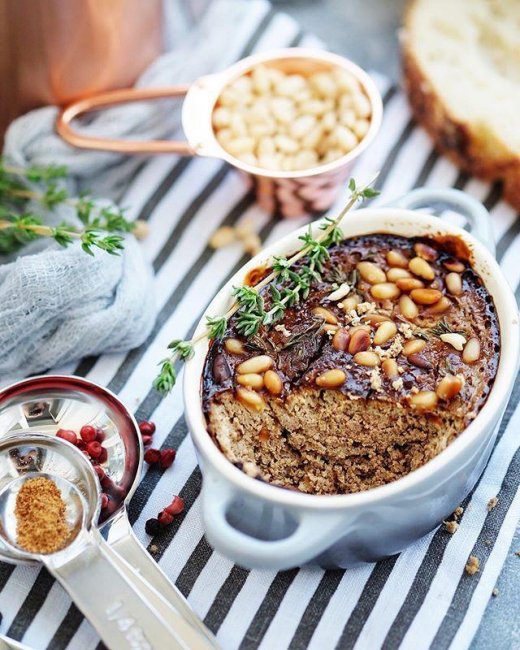 Паштет из куриной печени со сливочным сыром: закуска на любой случай - «Домашние Питомцы»