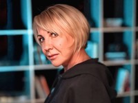 Коротко подстригшаяся Елена Яковлева помолодела на 15 лет - «Я как Звезда»