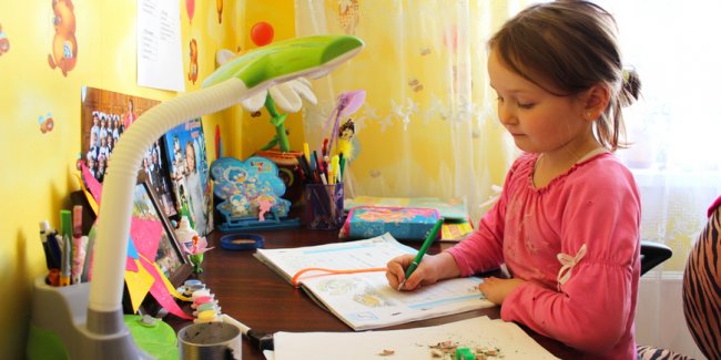 Как научить ребенка контролировать себя?