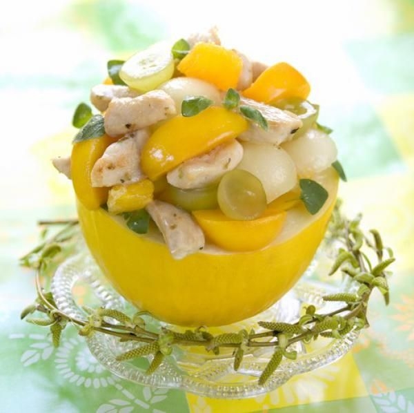 Тропический салат из курятины и манго - «Закуски»