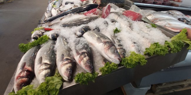 Россияне перестали есть рыбу - «Бизнес»