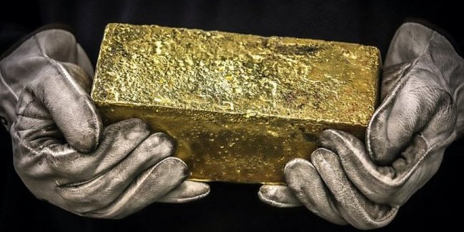 Россияне массово скупают золото - «Бизнес»